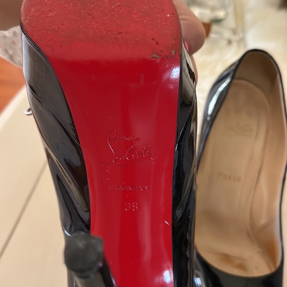 Christian louboutin black heels - Picture 10 of 13